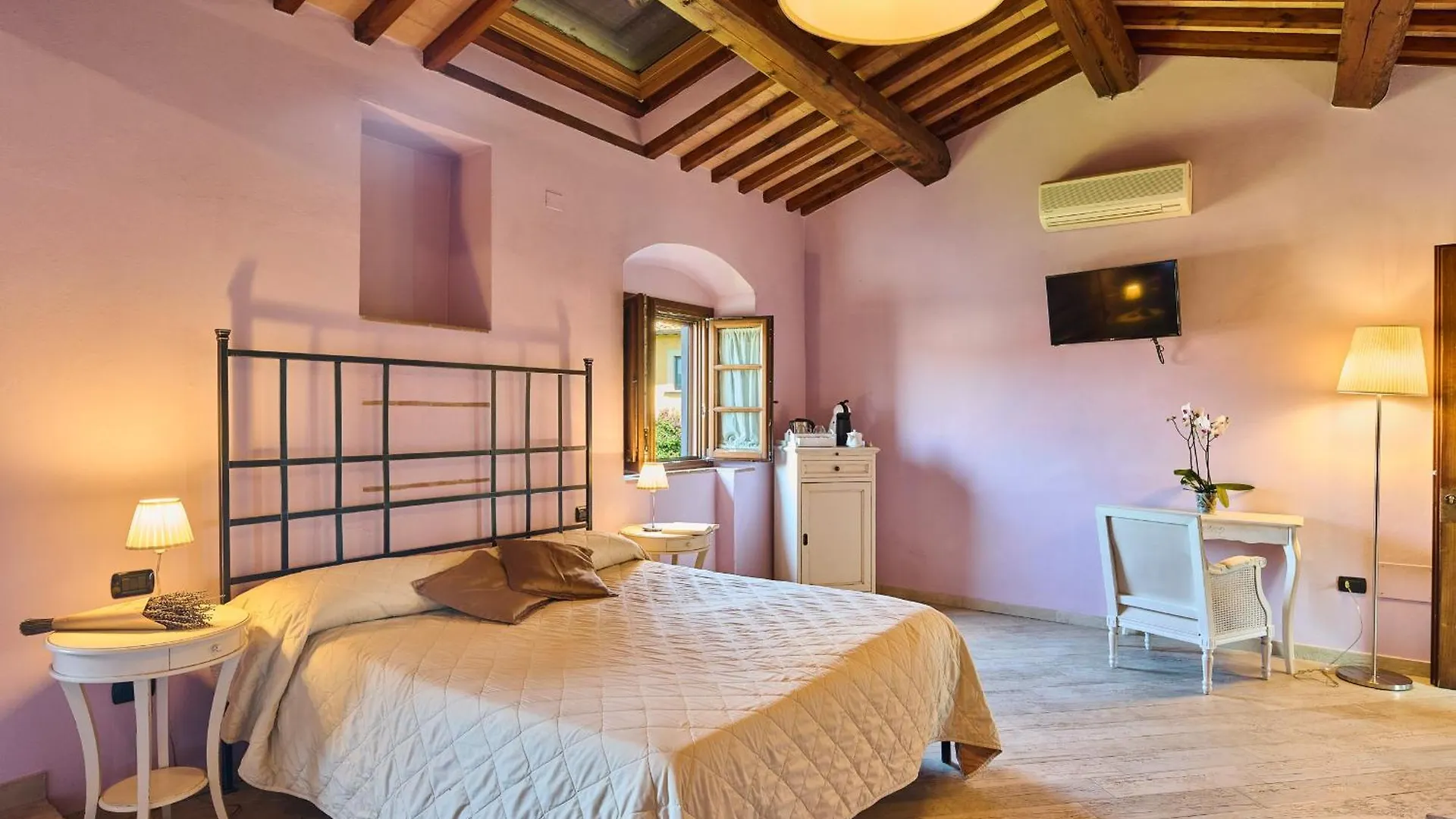 Borgo San Giusto ξενώνας Έμπολι