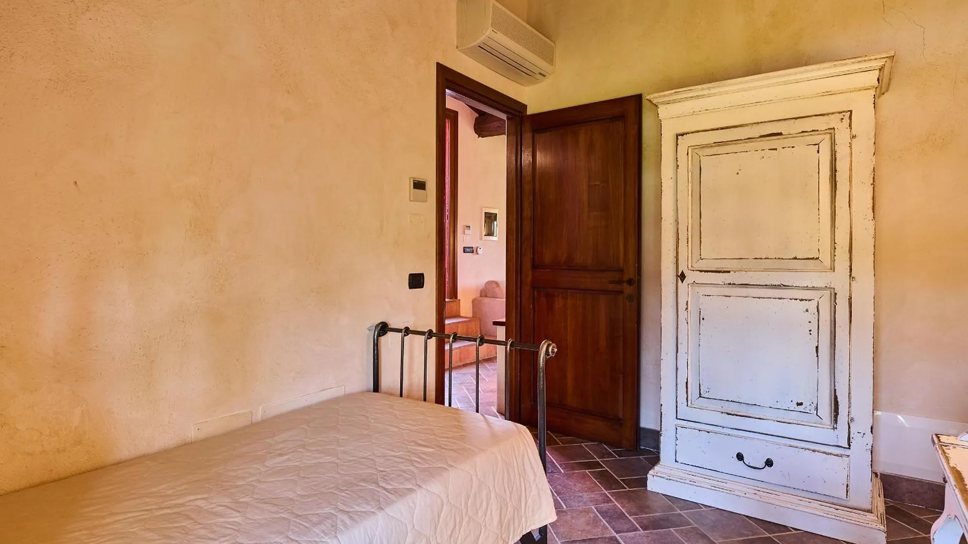 Εξοχικό σπίτι Borgo San Giusto ξενώνας Έμπολι